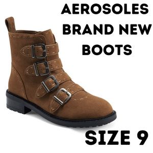 New Ankle boot with buckle Size 9 Aerosoles